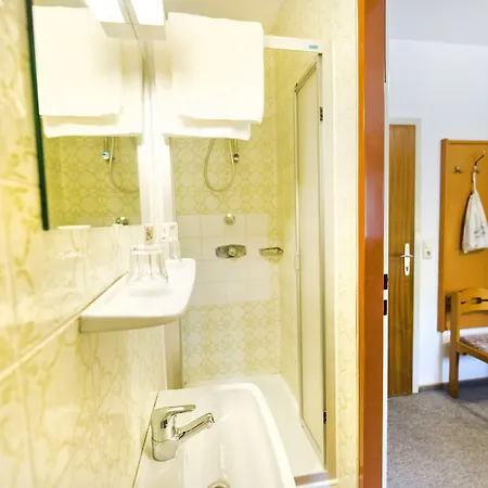 Hoftaverne Ziegelboeck 4* וורכדורף