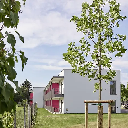 Hoftaverne Ziegelboeck בית הארחה 4*